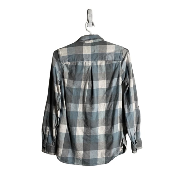 Wind River Women's Blue/White Plaid Button-Down Shirt - Picture 9 of 10